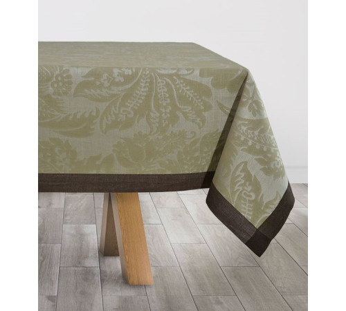 0с-23 Скатерть (Шёлк) 178*229